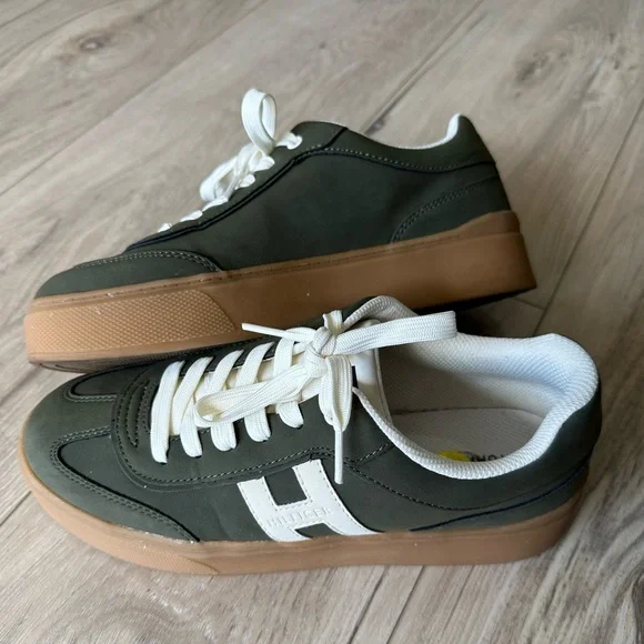 Green Tommy Hilfiger Sneakers - Picture 3 of 7